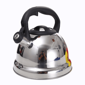 3.2 Qt Whistling Kettle | Natural Gas & Stovetop Compatible